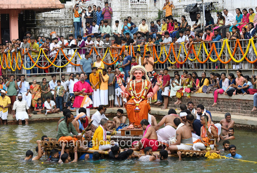 Carstreet Sharada Mahotsav